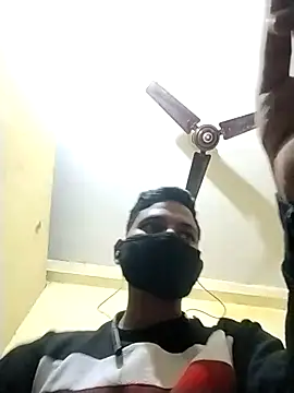 Snapshot of VickyMonster5 chatting on October 2025 09:06:01 PM VickyMonster5 online show from October 2025 09:06:01 PM