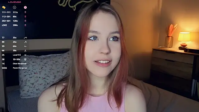 MaliaBourraine online show from December 2025 07:02:02 AM