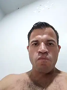 Claudiokkkkk online show from November 2025 11:48:01 PM