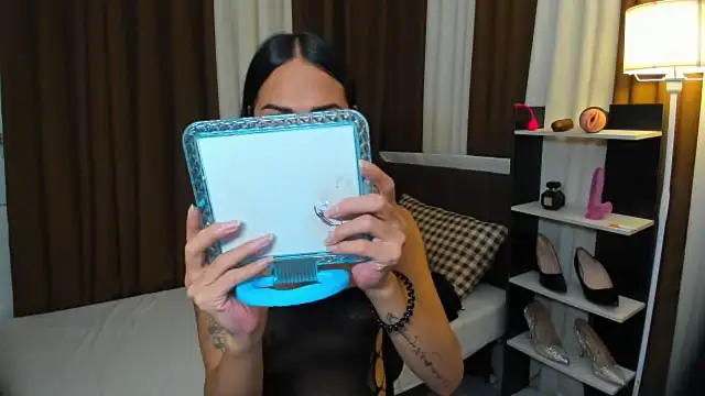 Sedictive Samantha online show from November 2025 07:08:02 AM