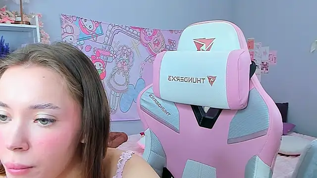 Snapshot of Leri_Dells chatting on February 2026 06:40:02 AM Leri Dells online show from February 2026 06:40:02 AM