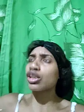 Snapshot of Barbiefox24 chatting on October 2025 05:52:01 AM Barbiefox24 online show from October 2025 05:52:01 AM