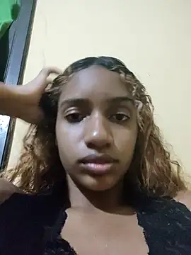 Snapshot of Barbiefox24 chatting on February 2026 08:13:01 AM Barbiefox24 online show from February 2026 08:13:01 AM