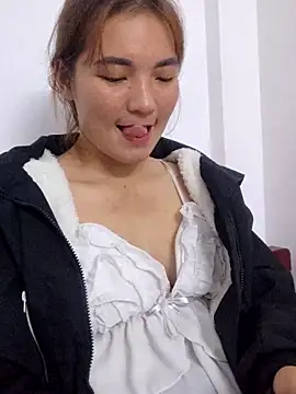 phuongxinhxan online show from November 2025 02:40:02 PM