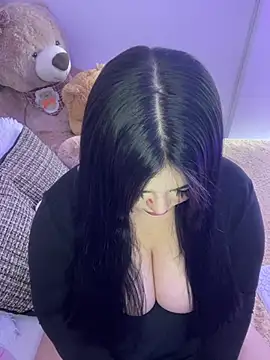 Mericute  online show from April 2026 01:30:01 AM