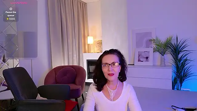 Irene Marlow online show from February 2026 02:03:01 PM