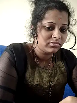 sweetqueen143 online show from November 2025 05:27:02 AM