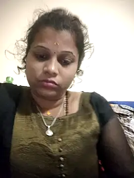 sweetqueen143 online show from November 2025 05:31:01 PM