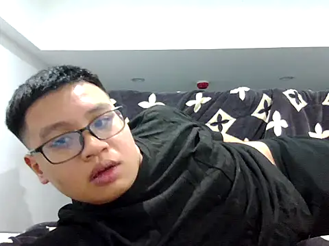 loveninja online show from January 2026 12:51:01 PM