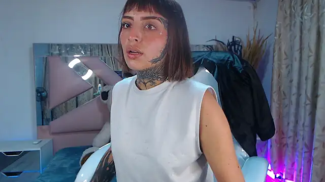 Gyal 8  online show from October 2025 03:16:01 AM