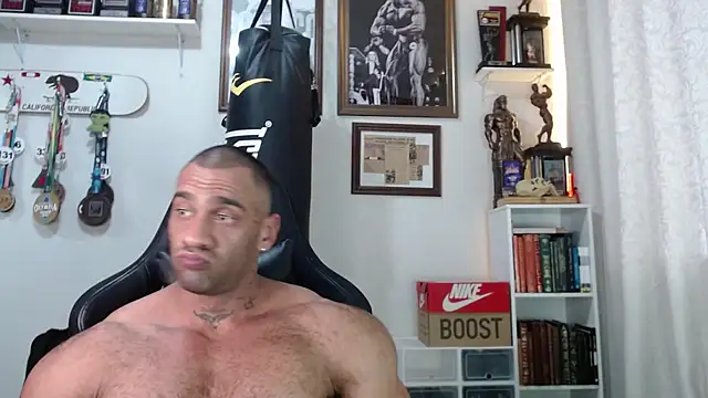 Snapshot of henryhadesflirt chatting on November 2025 07:41:02 PM henryhadesflirt online show from November 2025 07:41:02 PM