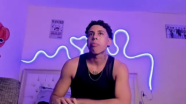 Snapshot of Glader31 chatting on October 2025 09:31:02 PM Glader31 online show from October 2025 09:31:02 PM