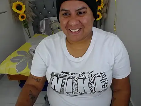 Snapshot of hotlesby_valery chatting on October 2025 12:12:02 PM hotlesby valery online show from October 2025 12:12:02 PM