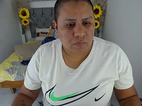 Snapshot of hotlesby_valery chatting on December 2025 07:53:01 PM hotlesby valery online show from December 2025 07:53:01 PM