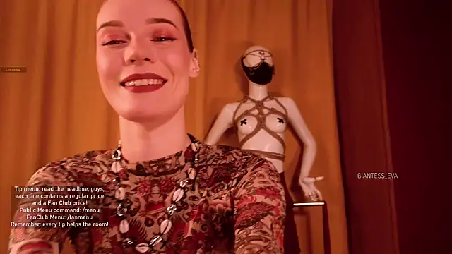 Snapshot of Giantess_Eva chatting on October 2025 05:13:02 PM Giantess Eva online show from October 2025 05:13:02 PM