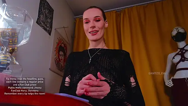 Snapshot of Giantess_Eva chatting on November 2025 06:19:01 PM Giantess Eva online show from November 2025 06:19:01 PM