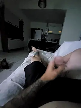 Snapshot of coherro3 chatting on November 2025 02:00:01 AM coherro3 online show from November 2025 02:00:01 AM