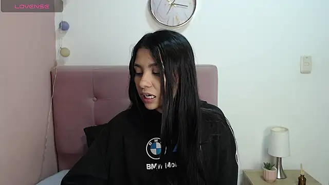 gabriela paris online show from November 2025 06:13:01 AM