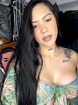 Snapshot of liahouses chatting on October 2025 01:11:01 AM liahouses online show from October 2025 01:11:01 AM