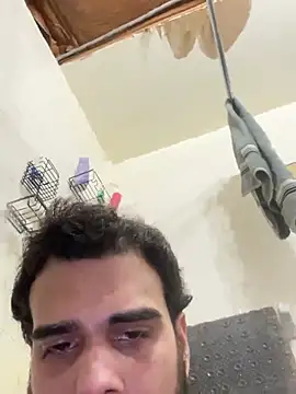 loverofbigitems2 online show from February 2026 03:00:01 PM