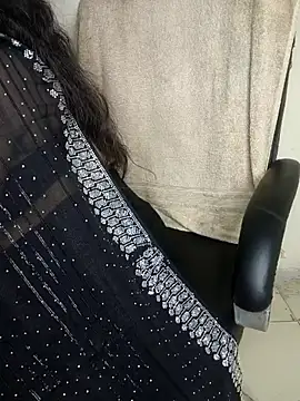 Hey Jully online show from October 2025 05:02:02 AM