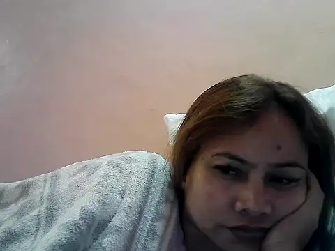 Snapshot of Amarrahlyn chatting on June 2026 12:07:02 PM Amarrahlyn online show from June 2026 12:07:02 PM
