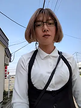 takusaki223 online show from May 2026 04:20:02 AM