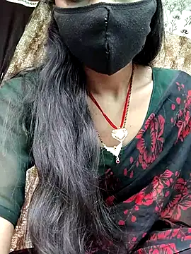 PRACHI-743 online show from November 2025 01:39:02 AM