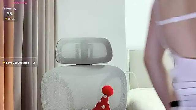 Snapshot of Puppy-12 chatting on September 2025 05:33:02 AM Puppy-12 online show from September 2025 05:33:02 AM