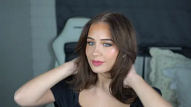 Snapshot of Peachxlush chatting on October 2025 08:28:02 PM Peachxlush online show from October 2025 08:28:02 PM