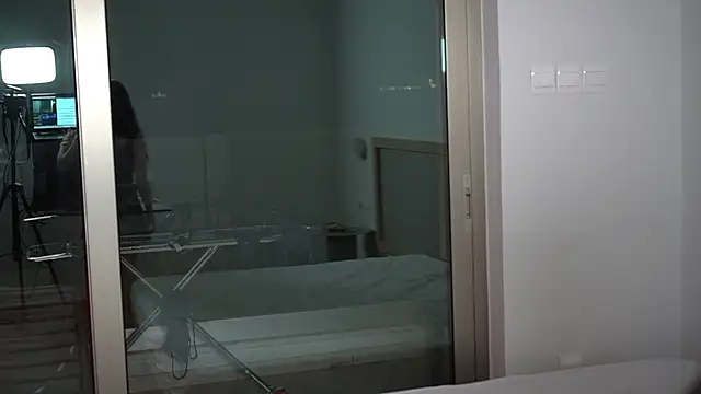 Snapshot of Peachxlush chatting on November 2025 06:52:02 PM Peachxlush online show from November 2025 06:52:02 PM