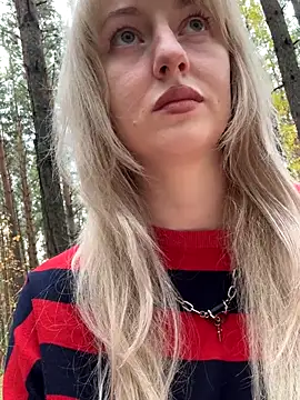 Snapshot of RonnieKiss chatting on September 2025 04:58:02 AM RonnieKiss online show from September 2025 04:58:02 AM