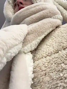 Snapshot of RonnieKiss chatting on November 2025 06:35:02 AM RonnieKiss online show from November 2025 06:35:02 AM