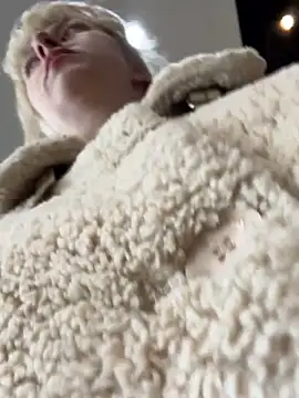 Snapshot of RonnieKiss chatting on November 2025 05:29:01 AM RonnieKiss online show from November 2025 05:29:01 AM