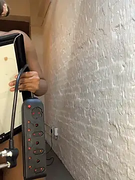 Snapshot of 21shazzy chatting on October 2025 05:39:01 PM 21shazzy online show from October 2025 05:39:01 PM