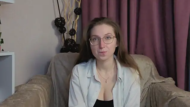 DaliaRadtke online show from November 2025 06:14:01 PM