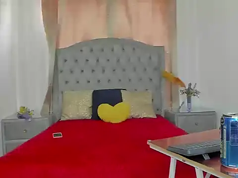 AlexMillons online show from October 2025 07:30:02 PM