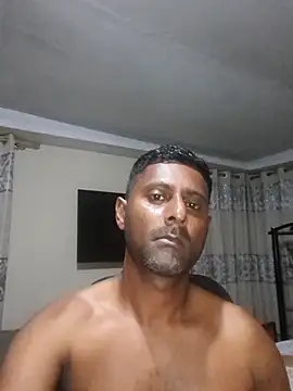 Snapshot of kingVibeX chatting on November 2025 09:17:01 PM kingVibeX online show from November 2025 09:17:01 PM