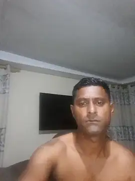 Snapshot of kingVibeX chatting on November 2025 09:08:01 PM kingVibeX online show from November 2025 09:08:01 PM