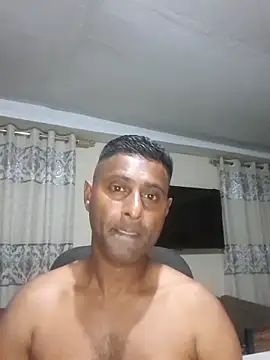 Snapshot of kingVibeX chatting on December 2025 09:34:02 PM kingVibeX online show from December 2025 09:34:02 PM