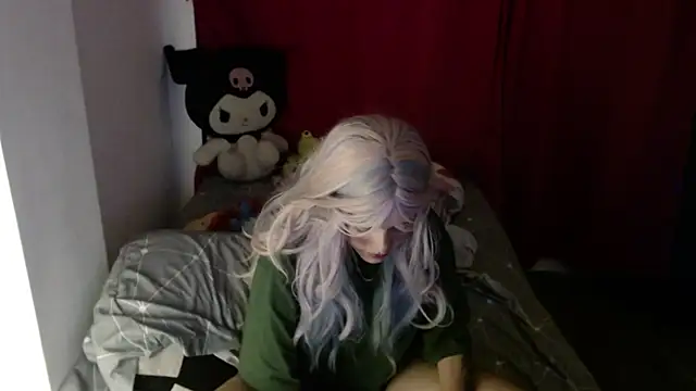 Emmy  Smith online show from September 2025 07:12:01 AM