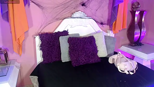  IsabellaRousse online show from November 2025 07:38:01 PM