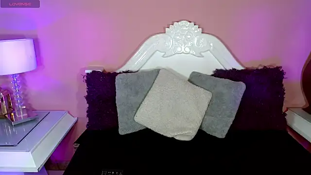  IsabellaRousse online show from November 2025 07:19:02 PM