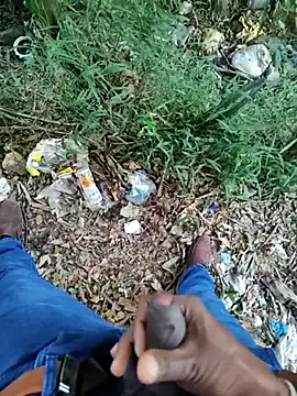 Snapshot of DICKLANKA chatting on January 2026 11:04:01 AM DICKLANKA online show from January 2026 11:04:01 AM