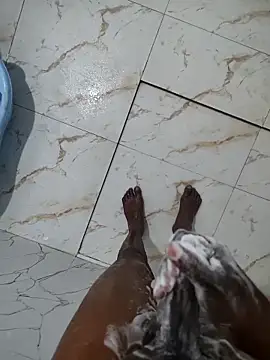 Snapshot of DICKLANKA chatting on April 2026 07:18:02 PM DICKLANKA online show from April 2026 07:18:02 PM