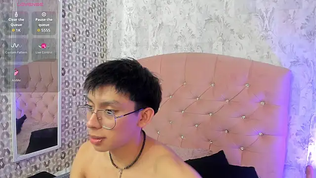 Snapshot of liam_twiink chatting on October 2025 08:09:02 PM liam twiink online show from October 2025 08:09:02 PM