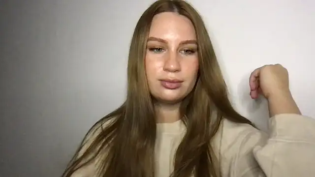 goodgirl2332 online show from October 2025 12:57:02 PM