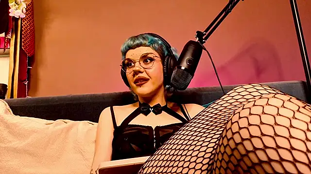 Snapshot of tacodeluxxxe chatting on September 2025 12:34:01 AM tacodeluxxxe online show from September 2025 12:34:01 AM