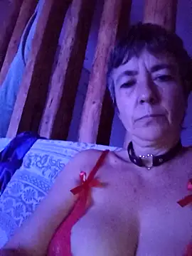 Snapshot of Catylandi1 chatting on December 2025 06:52:01 AM Catylandi1 online show from December 2025 06:52:01 AM