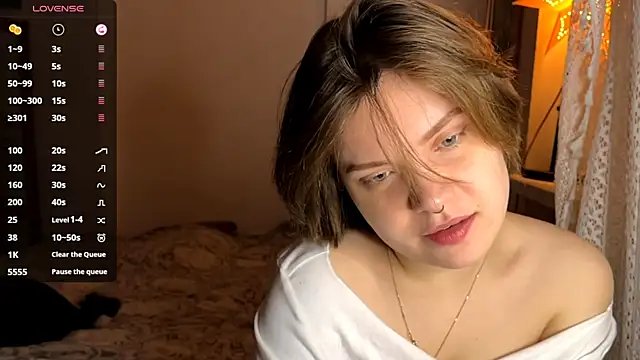 SabrinaFolts online show from October 2025 05:13:02 PM